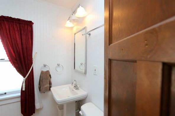 220 Lakeside Dr, Walkerton, IN 46574